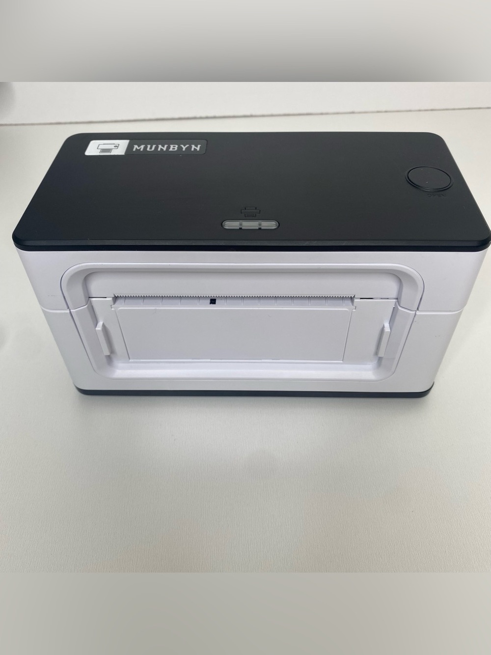 For Parts or Repair Munbyn White Thermal Label Printer with both cords